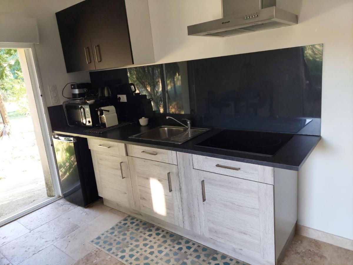 L'Etang Des Cigales Apartamento Uchaux Exterior foto